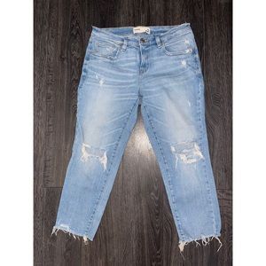 Light blue distressed mom jean